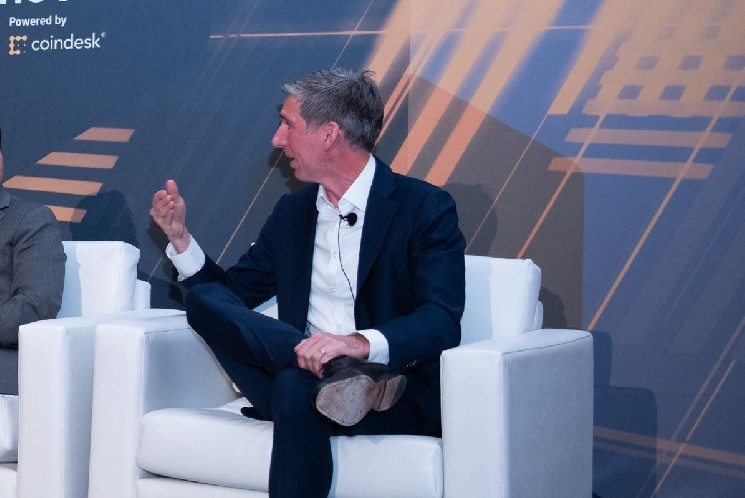 Криптовалюты на пороге мейнстрима: законопроекты открывают новые возможности для роста и снижают риски.