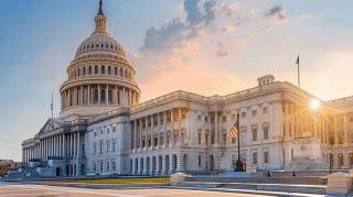 Председатель панели призывает CFPB пересмотреть надзор за криптовалютами