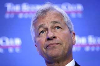 Криптоиндустрия обращается к Трампу: борьба с «карательным налогом» JPMorgan на доступ к данным пользователей