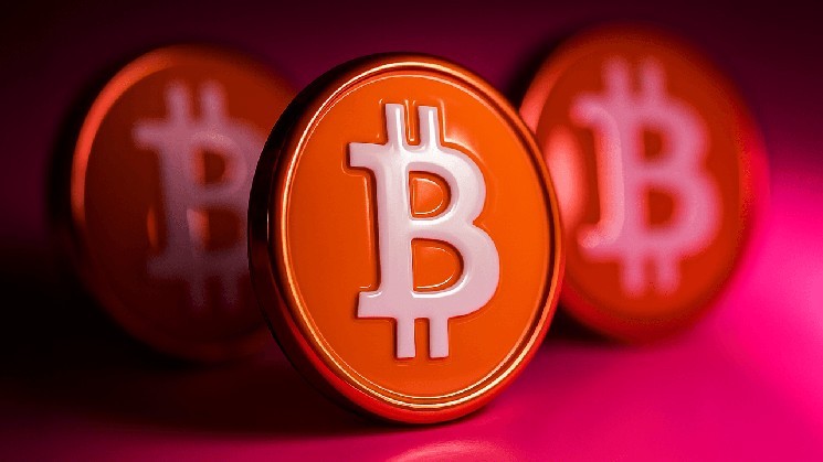 Біткойн впав до $112,680: ринок криптовалют зазнає значних втрат