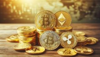 Крипторынок: Bitcoin снижается, но Ethereum, XRP и Solana показывают сильный рост на фоне вывода средств на $223 миллиона.