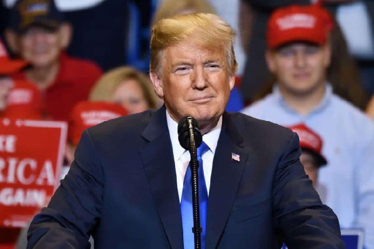 Трамп дозволяє криптовалюту у пенсійних планах 401(k): нові можливості для інвесторів та ринку криптоактивів.