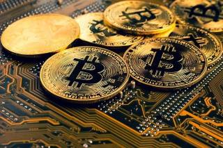 Биткойн под давлением: аналитики предупреждают об охлаждении рынка криптовалют