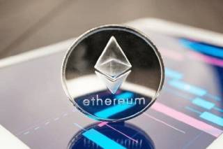 Заблокированные средства в Ethereum выросли на 230%, достигнув $3 тысячи за Ether. Ethereum составляет 80% объема рынка DeFi.