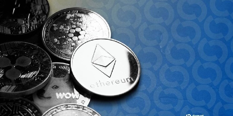 Біткоїн, Ефір та XRP стабільні, незважаючи на зростання резервів стейблкоїнів