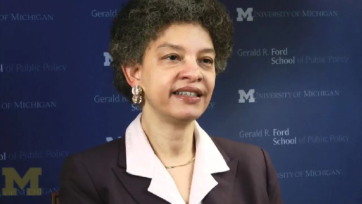 Ризик зниження відсоткової ставки: коментарі президента Бостонського резерву Сюзан Коллінз