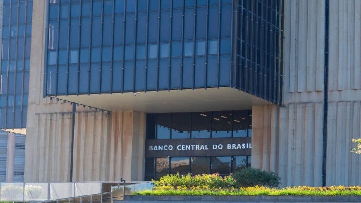 Центральный банк Бразилии и его опасения по поводу резервов биткойнов: упущенная возможность для криптопионера в Латинской Америке.