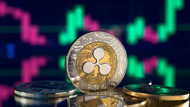 XRP: Ціна консолідується під тиском, спостерігаються ключові рівні підтримки та опору
