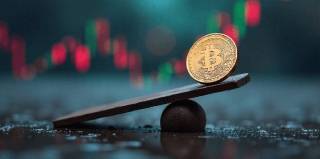 Биткойн под угрозой: ожидаем падение цены на 50% из-за экономического кризиса