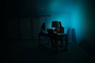Уязвимость AI-инструмента Coinbase: новая угроза «CopyPasta» вызывает обеспокоенность в разработческом сообществе