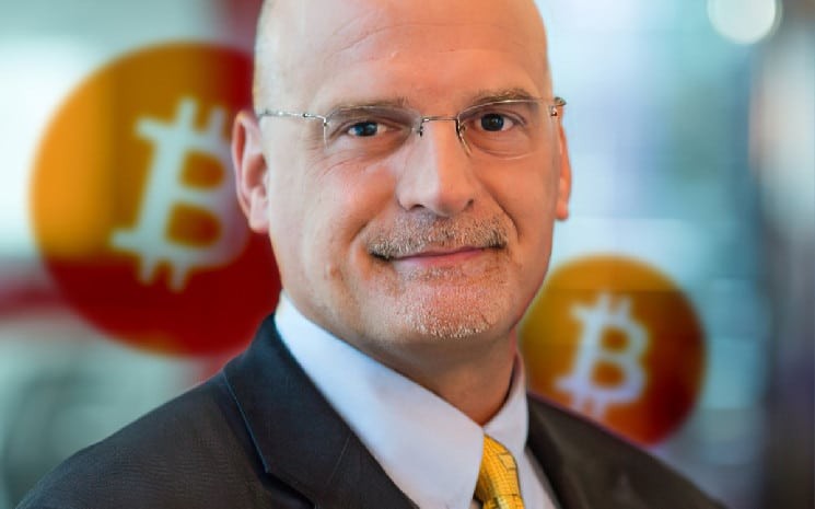 Ціна біткойна може знизитися до нуля – аналітик Bloomberg про ризики крипторинку та фондового ринку США.