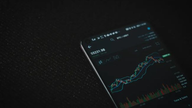 Чи чекає нас макрокорекція биткоїна? Ключові рівні та прогнози від Casitrades