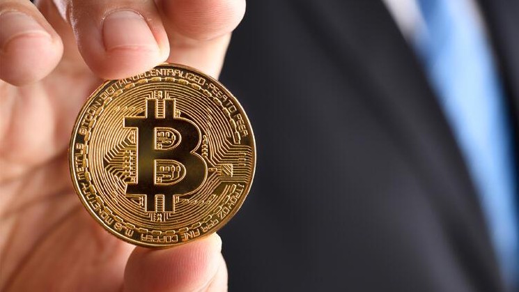 Біткоїн: Чи досягнув він свого піку? Прогнози аналітика Жоао Ведсона про майбутнє криптовалюти.