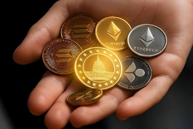 Криптовалютный рынок обрушился: Биткойн упал ниже 111 тыс. долларов на фоне роста ВВП США и ликвидаций на 1,1 млрд долларов.