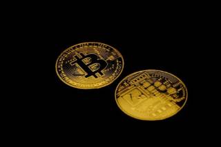 Биткойн застыл ниже $110,000: осторожные прогнозы и смешанные настроения на рынке