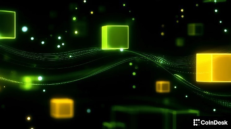 Hyperliquid залишається лідером у торгівлі постійними фючерсами незважаючи на конкуренцію Aster