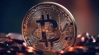 Биткойн приближается к рекорду: что ожидать от рынка?