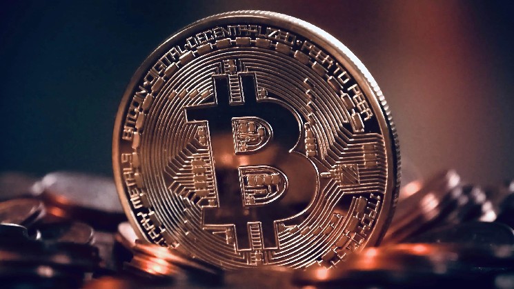 Биткойн приближается к рекорду: что ожидать от рынка?