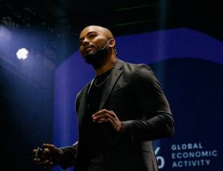 Защита инвестиционного портфеля от китов