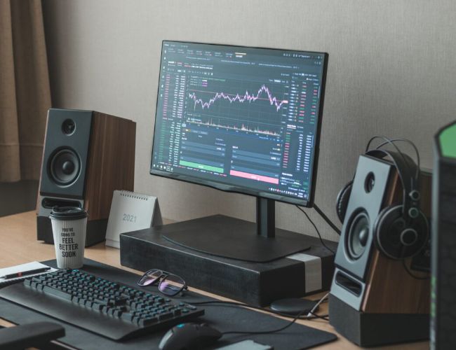 Прориваючись через опір: SOL готується до $250