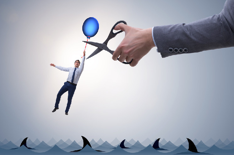 Цена биткоина падает до $66 тыс., медведи набирают силу.