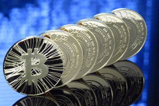 Bitcoin: Витоки ETF повернуться після півня