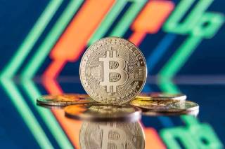 Критика Нуріель Рубіні: Bitcoin і децентралізація