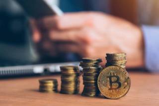 Незмінні тримачі Bitcoin після піку в $73 тисячі