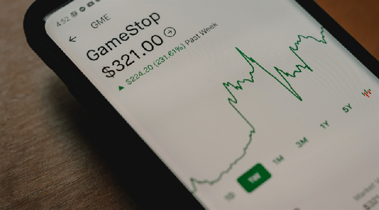 Возвращение мании по мем-акциям: GameStop и AMC приостановлены 38 раз