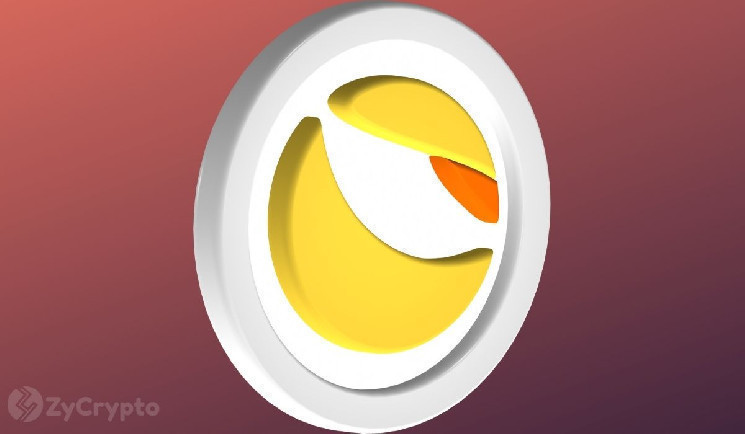 Назва статті: Фіаско з LUNA: втрата 99,999% вартості