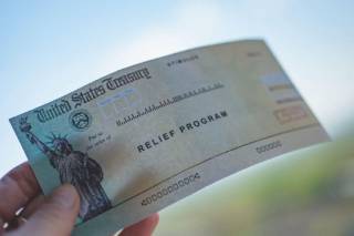 Покупка XRP за чек стимулов: удачное решение?