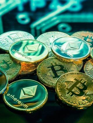 Рост курса криптовалют: Биткоин, Эфир, Пепе, СУИ, APT.