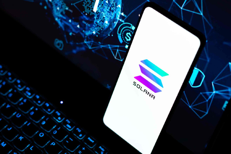 Solana привлекает $4 млрд за неделю, SOL может достичь $200