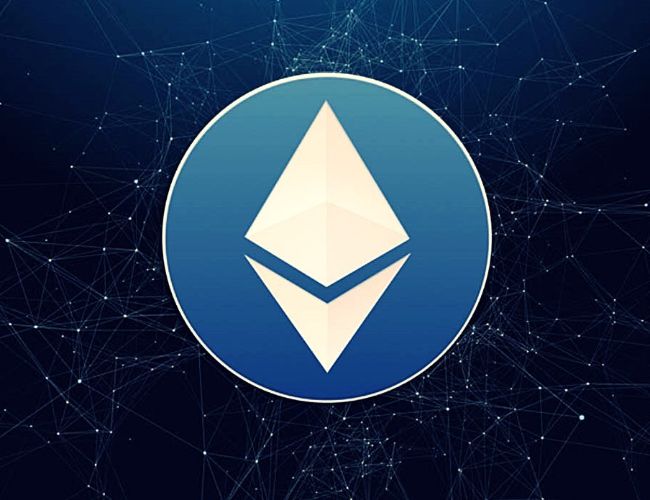 Ефір: відновлення до $3,200 та очікування ETF