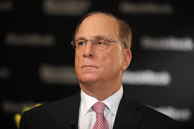 Генеральный директор BlackRock одобрил Spot Bitcoin ETF.