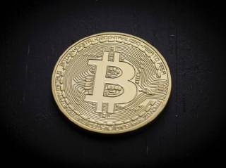 Биткоин: средство сохранения стоимости или валюта?