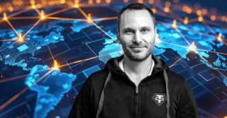 Налагодження децентралізації через інвестиції в технології - важлива тема