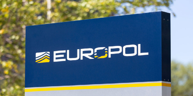 Найбільша криптовалюта для злочинців: вимоги викупу та приватні монети