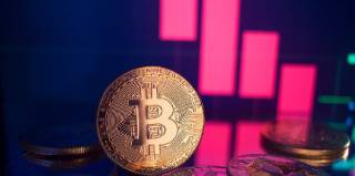 Биткоин: резервы на бирже достигли минимума