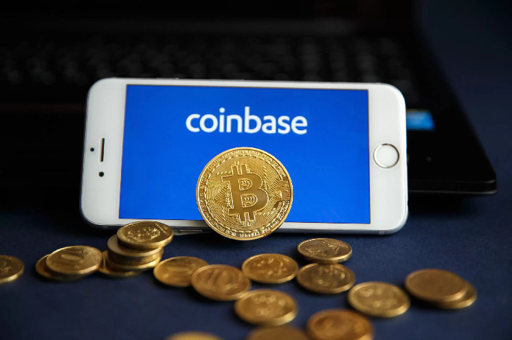 Прогнозы Coinbase на август: снижение цен криптовалют