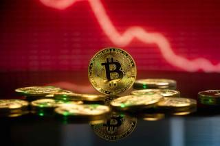BTC готовится к ралли? Киты покупают на $1,6 млрд