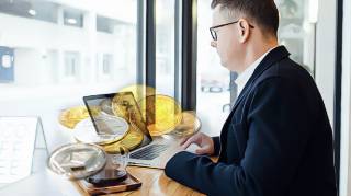 Дві перспективні криптовалюти для майбутнього: Hedera та Internet Computer.