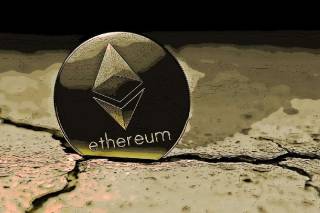Большой кит сбросил 33 000 Ethereum на Binance: предвещает ли это падение ETH?