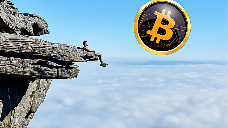 Прогнозы рынка биткоина: снижение цены и влияние на инвесторов