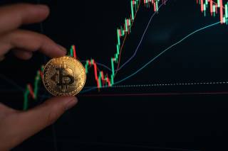 Bitcoin відновлюється, QNT, FTM, OM лідерують: аналіз ринку_cryptoказино