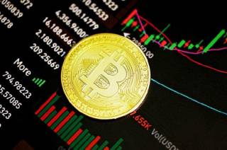 Bitcoin на біржах різко впав: аналіз від CryptoQuant