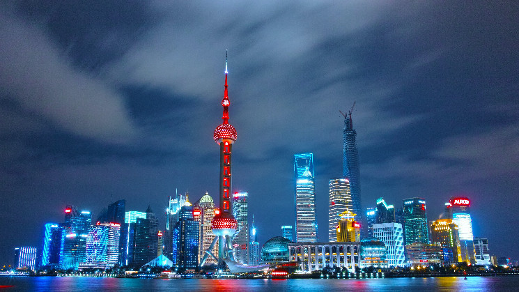 Стимулы Китая теряют силу: биткойн может не достичь $100,000 из-за низкого кредитного импульса