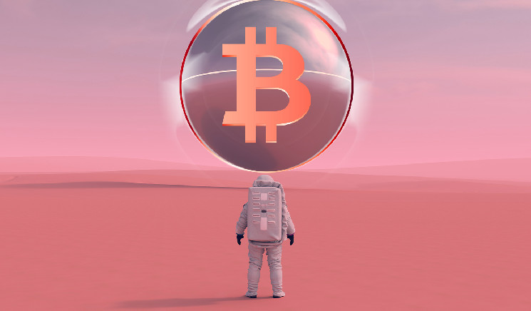 Экономист предсказывает рост Биткойна до 123 000 долларов, но трейдеры предупреждают о возможной консолидации на рынке