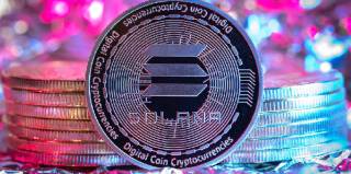 Прогноз Standard Chartered: Solana может обойти Ethereum, а ETH — Bitcoin в 2025 году при переизбрании Трампа