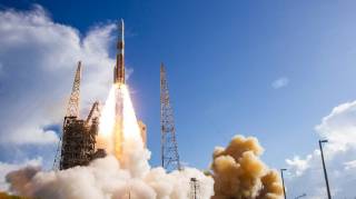 Зростання ліквідності стейблкоїнів та велика активність китів відкривають шлях до підвищення ціни Bitcoin.